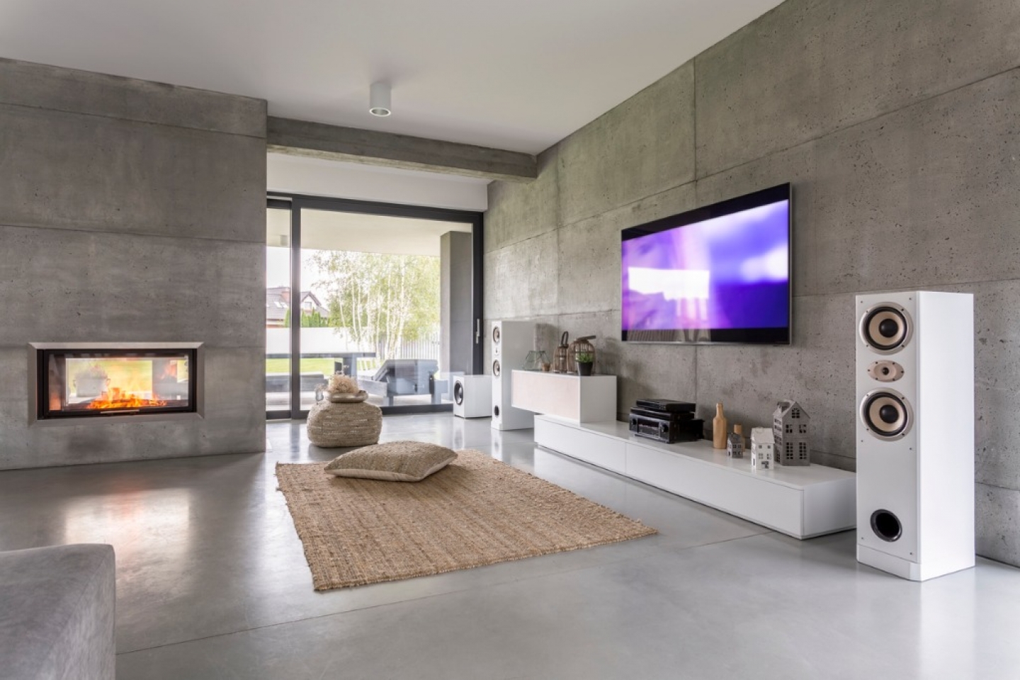 tv-living-room-with-window-picture-id637